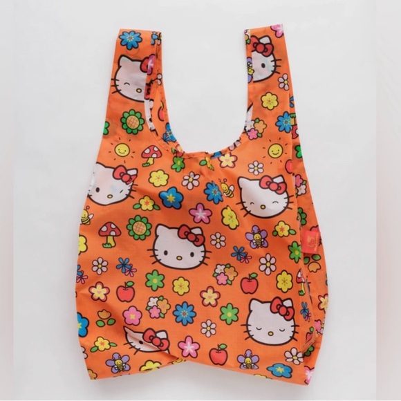 BAGGU Hello Kitty Flowers Icons Standard Bag - Picture 1 of 6